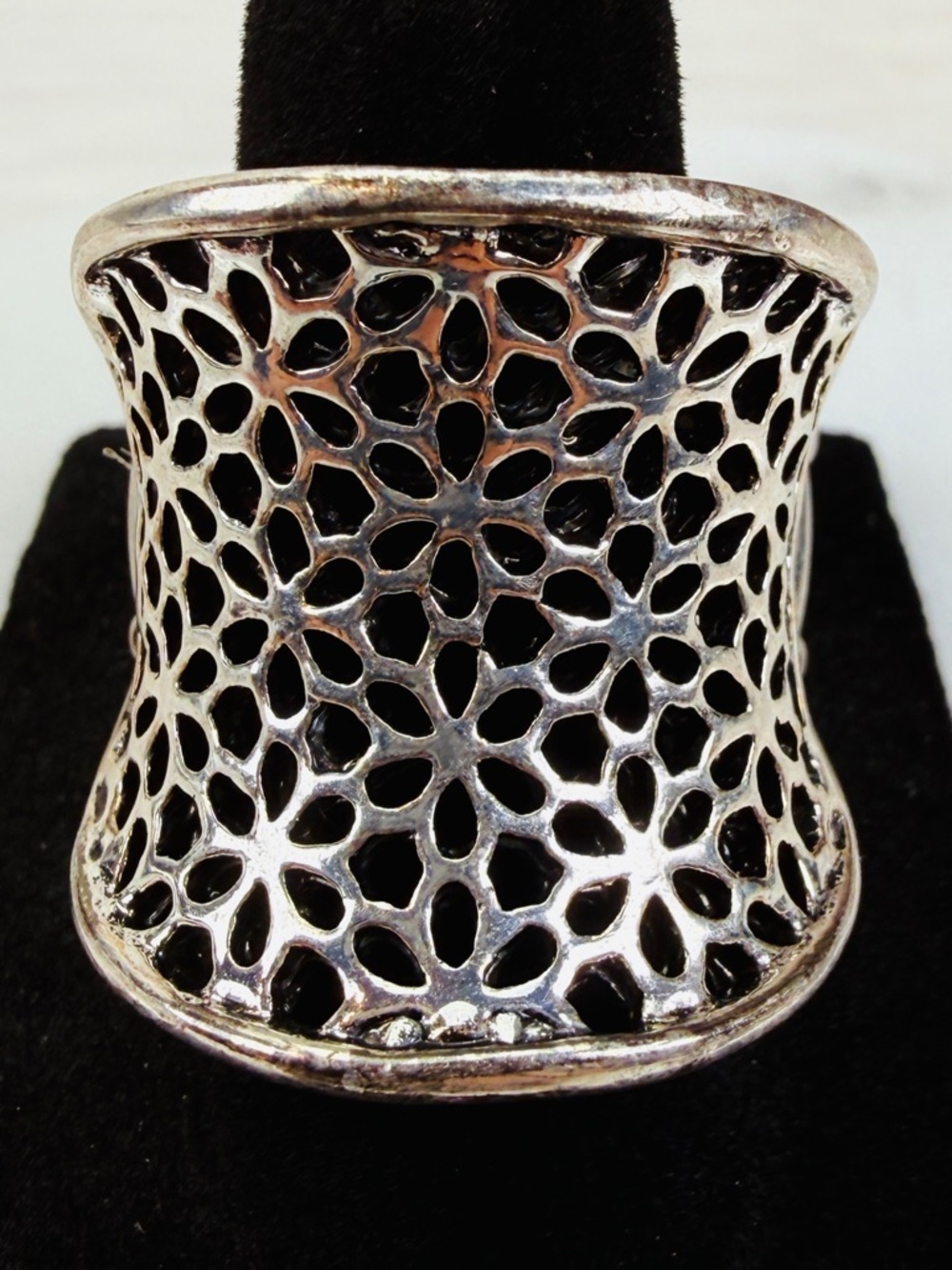 Vintage Silver Tone Openwork Stretch Statement Ring Size 7